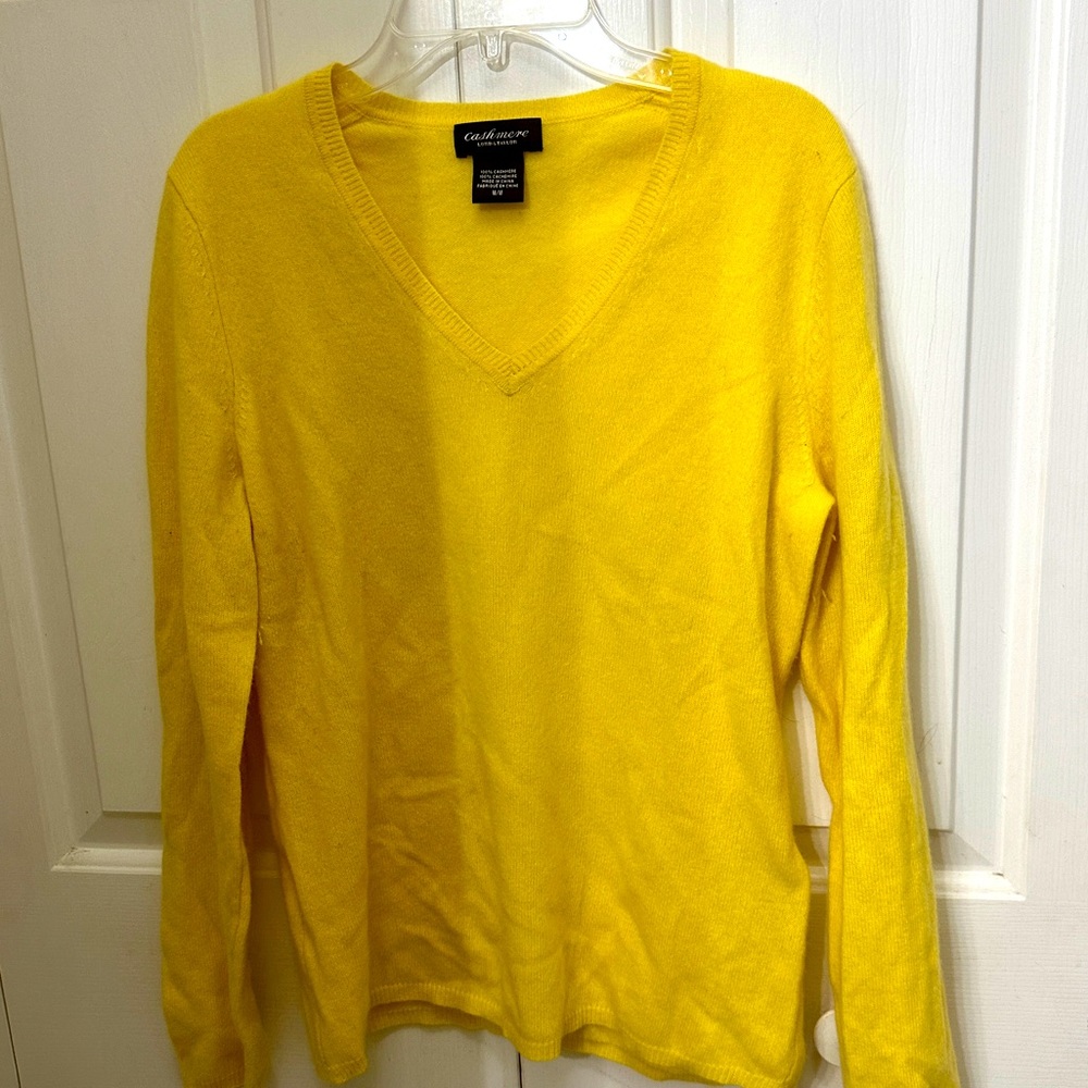 Lord and Taylor | 100% Cashmere Sweater